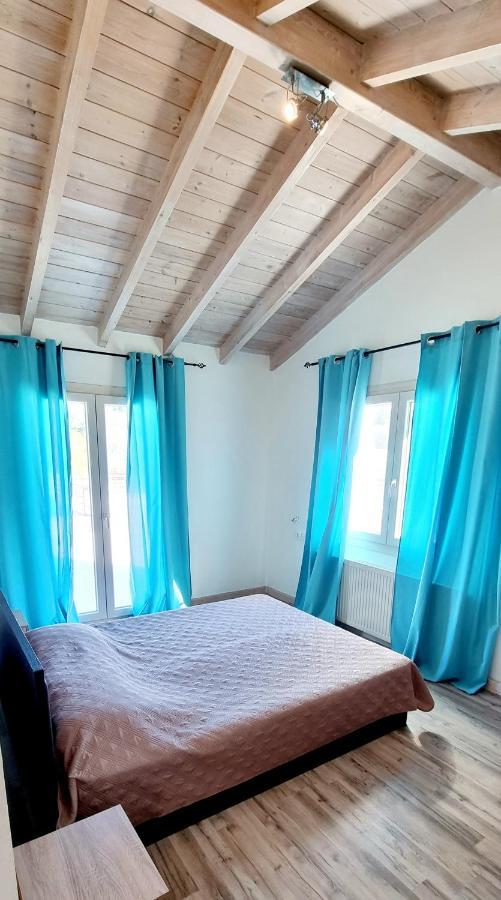 Appartamento Wood Metal Glass *